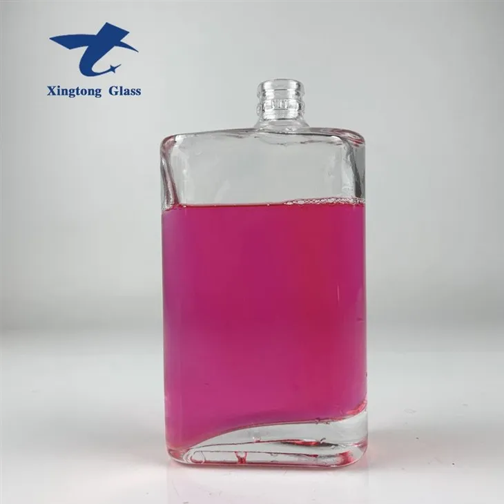 ক্রিয়েটিভ স্কয়ার ব্র্যান্ডি কাচের বোতল